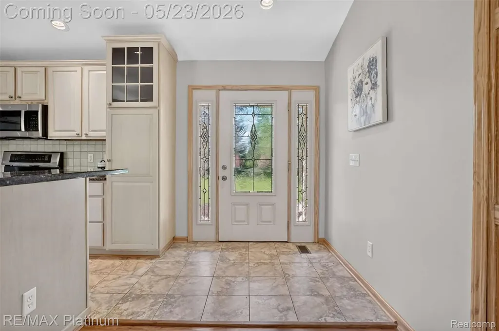 59360 Foxpointe Lane Lyon Charter Township MI 48178