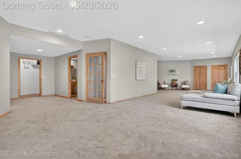 59360 Foxpointe Lane Lyon Charter Township MI 48178