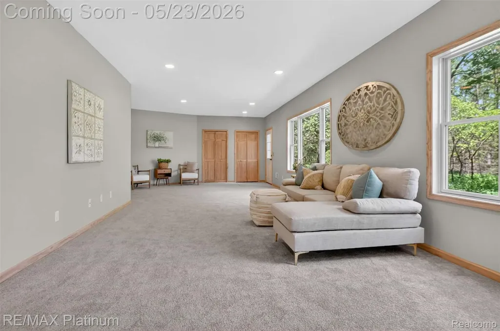 59360 Foxpointe Lane Lyon Charter Township MI 48178
