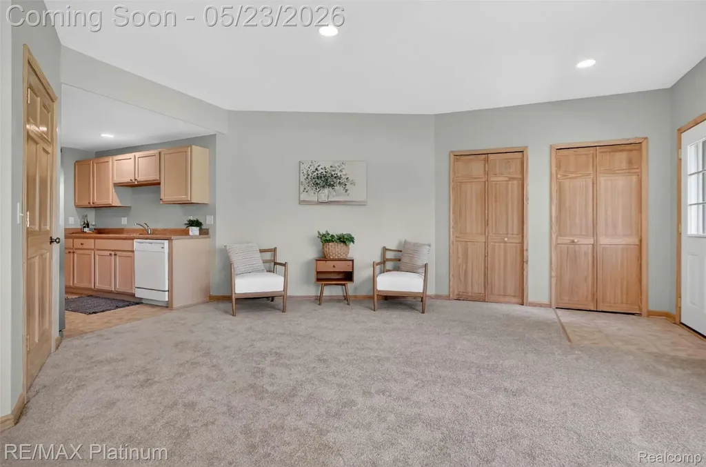 59360 Foxpointe Lane Lyon Charter Township MI 48178