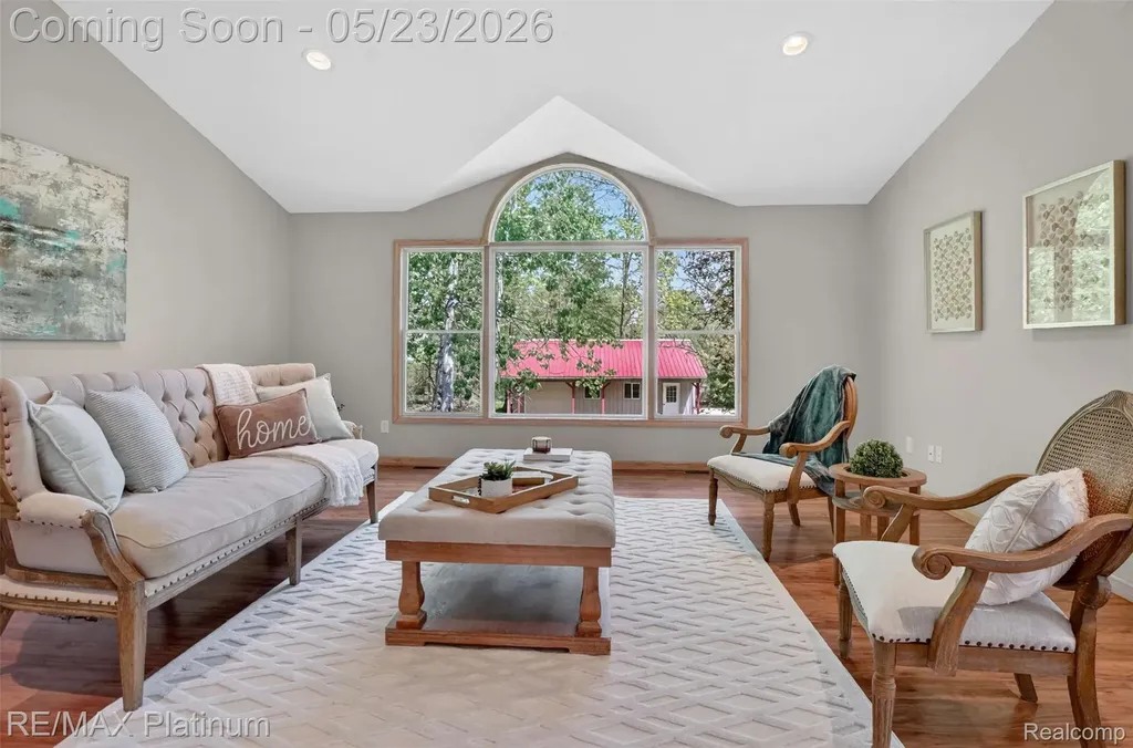 59360 Foxpointe Lane Lyon Charter Township MI 48178