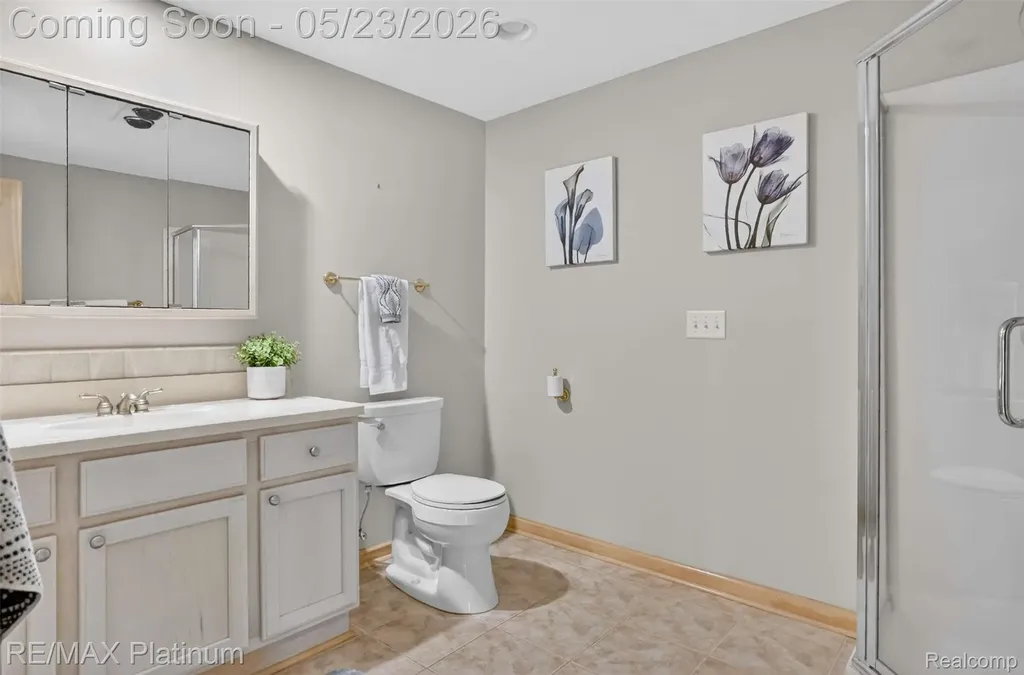 59360 Foxpointe Lane Lyon Charter Township MI 48178