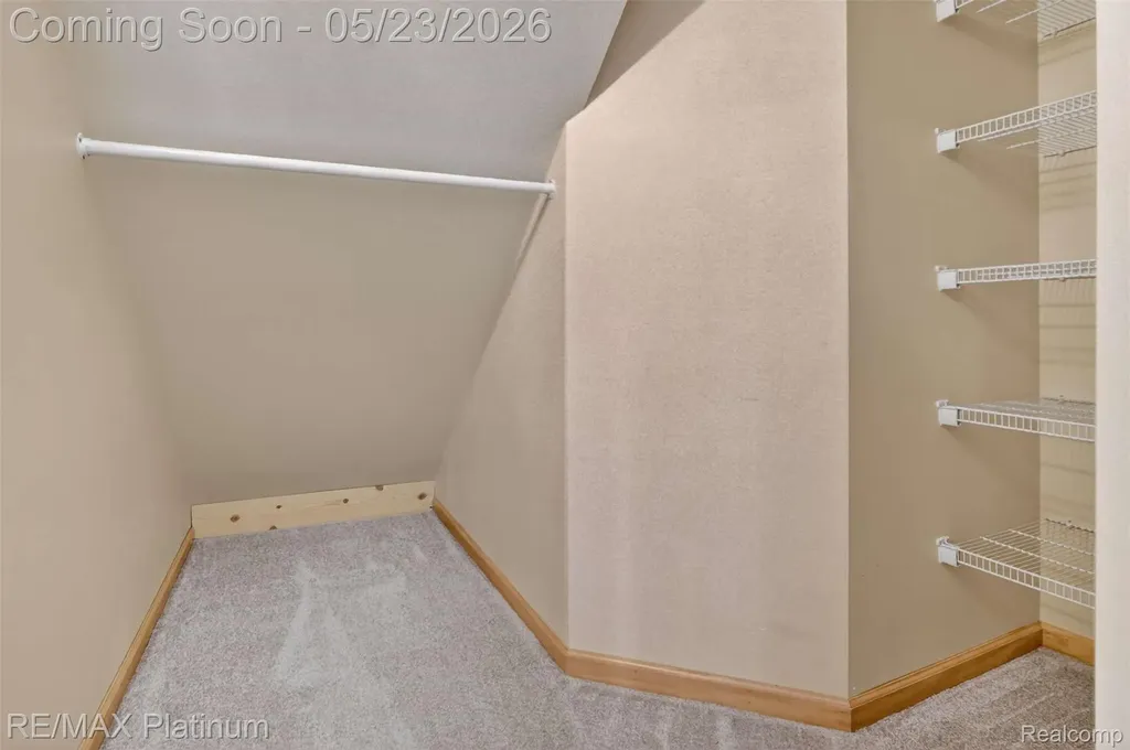 59360 Foxpointe Lane Lyon Charter Township MI 48178