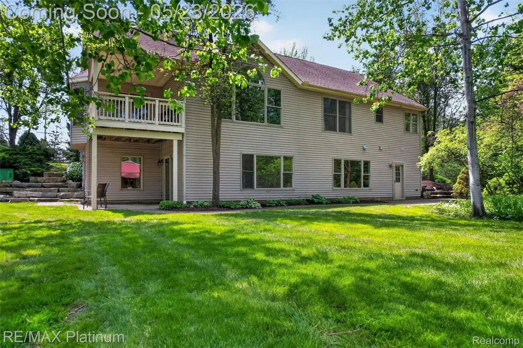 59360 Foxpointe Lane Lyon Charter Township MI 48178