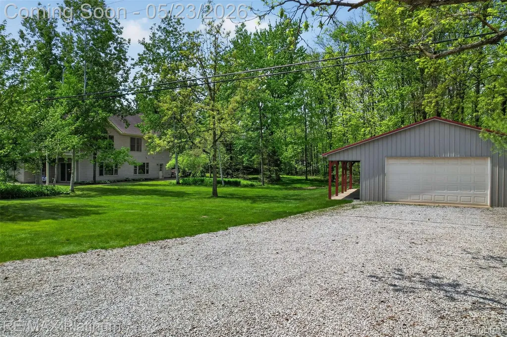 59360 Foxpointe Lane Lyon Charter Township MI 48178