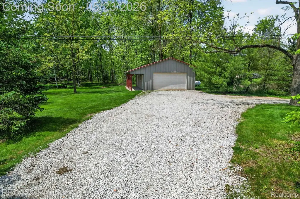 59360 Foxpointe Lane Lyon Charter Township MI 48178