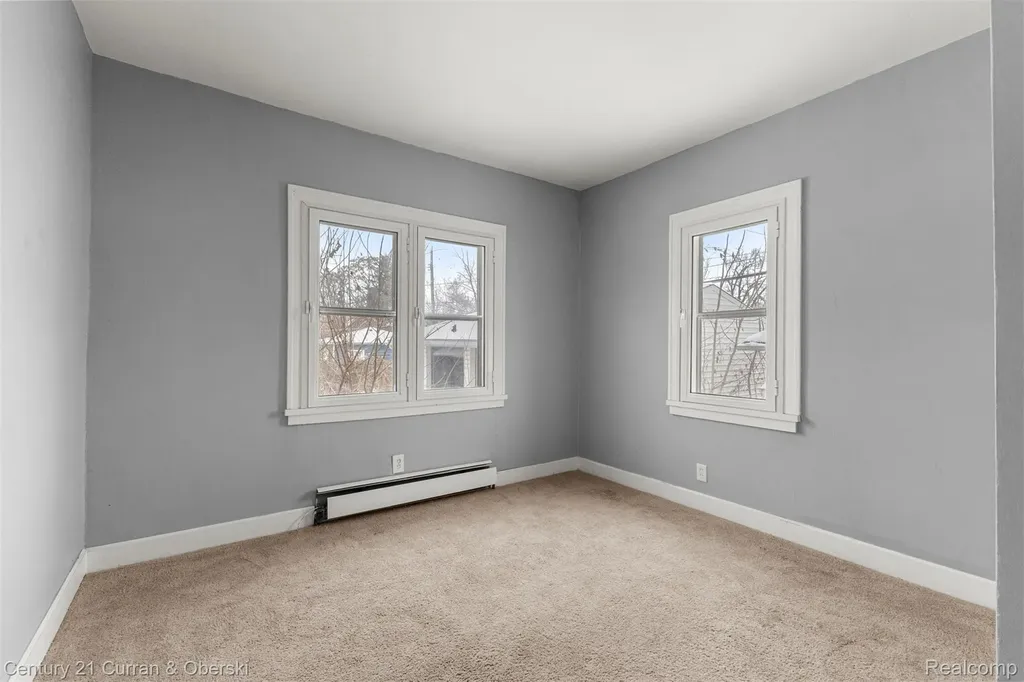 1520 Garfield Avenue Lincoln Park City MI 48146