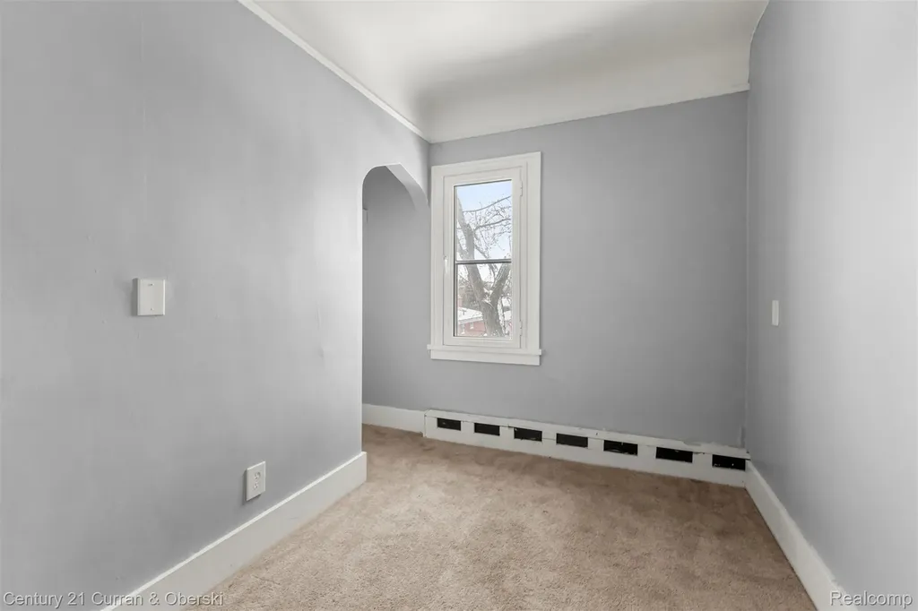 1520 Garfield Avenue Lincoln Park City MI 48146