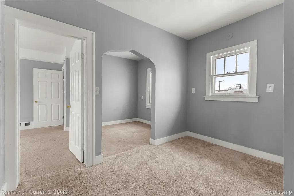 1520 Garfield Avenue Lincoln Park City MI 48146
