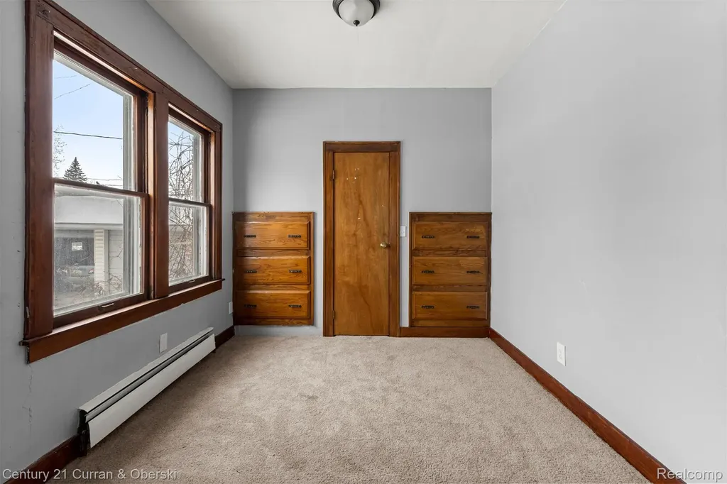 1520 Garfield Avenue Lincoln Park City MI 48146