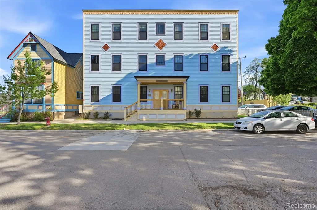 1786 W Willis Street Detroit City MI 48208