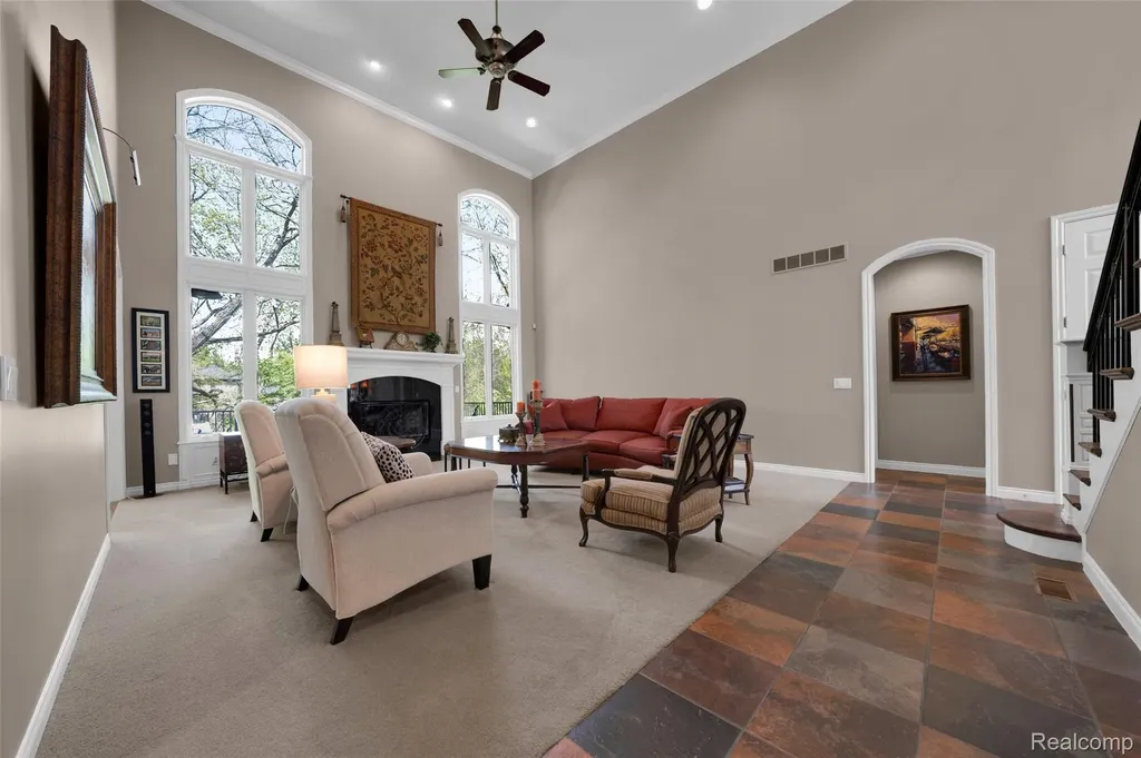 4502 Forest Edge Lane West Bloomfield Charter Township MI 48323