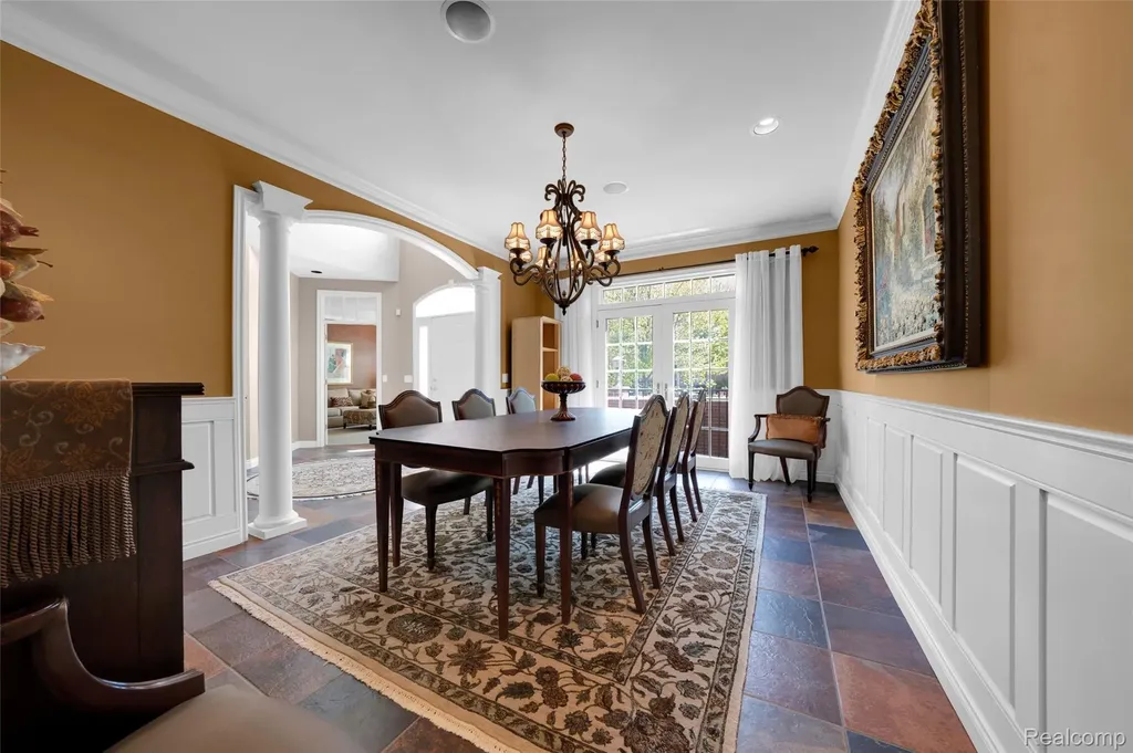 4502 Forest Edge Lane West Bloomfield Charter Township MI 48323