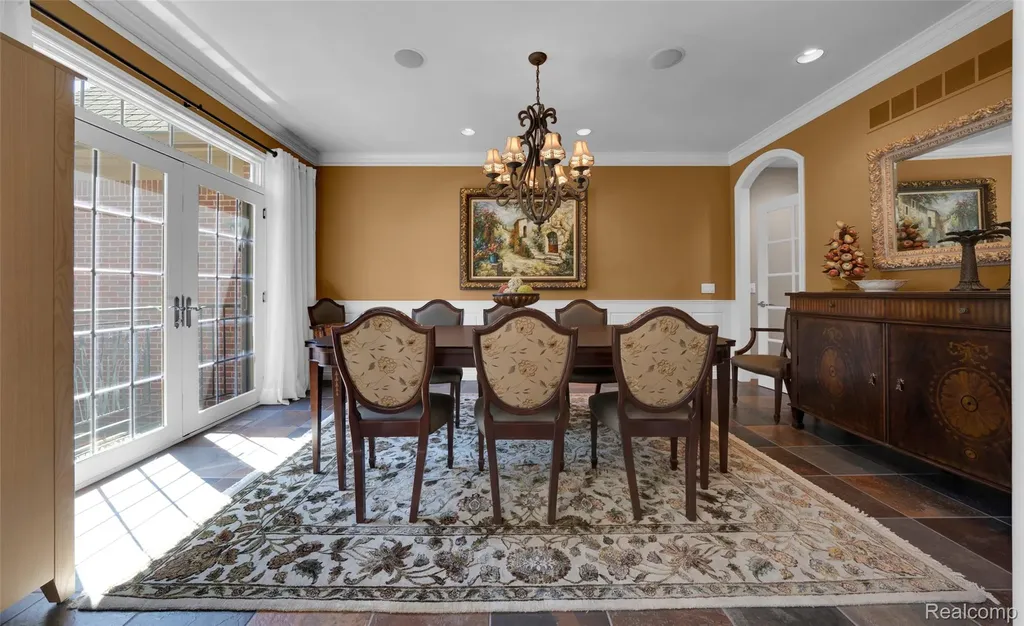 4502 Forest Edge Lane West Bloomfield Charter Township MI 48323