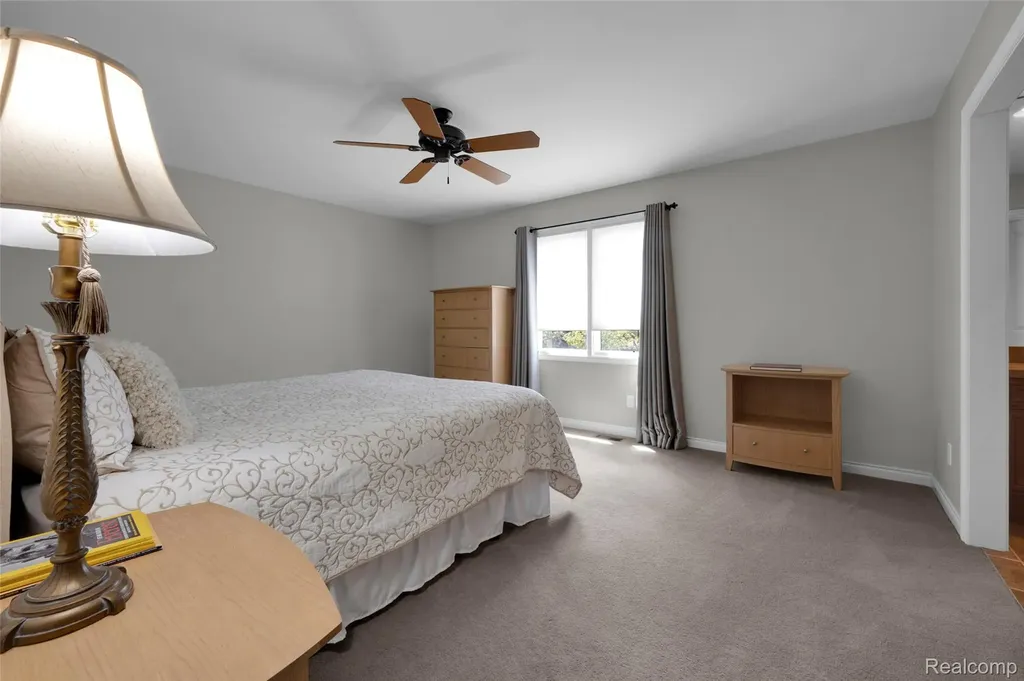 4502 Forest Edge Lane West Bloomfield Charter Township MI 48323