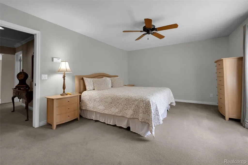 4502 Forest Edge Lane West Bloomfield Charter Township MI 48323
