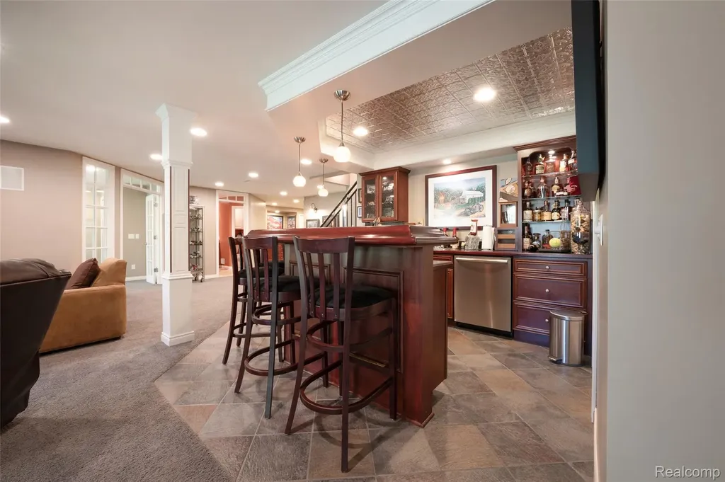 4502 Forest Edge Lane West Bloomfield Charter Township MI 48323
