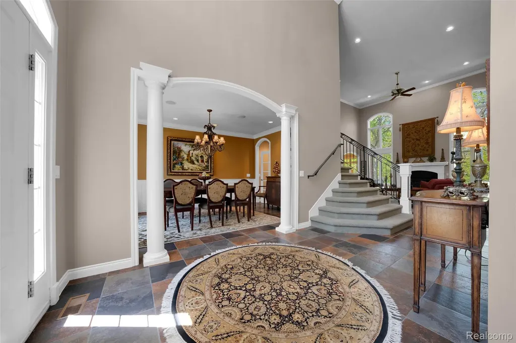 4502 Forest Edge Lane West Bloomfield Charter Township MI 48323