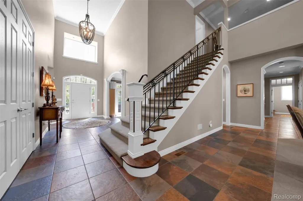 4502 Forest Edge Lane West Bloomfield Charter Township MI 48323