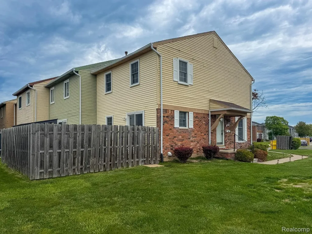 36721 Park Place Drive Sterling Heights City MI 48310