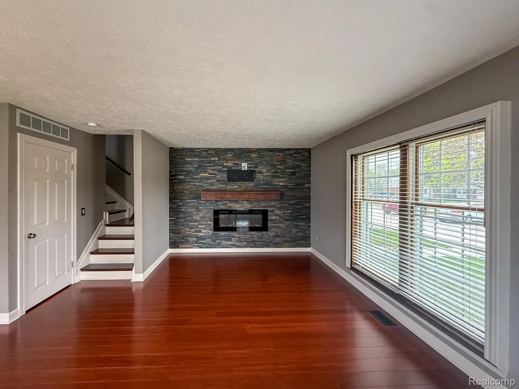 36721 Park Place Drive Sterling Heights City MI 48310