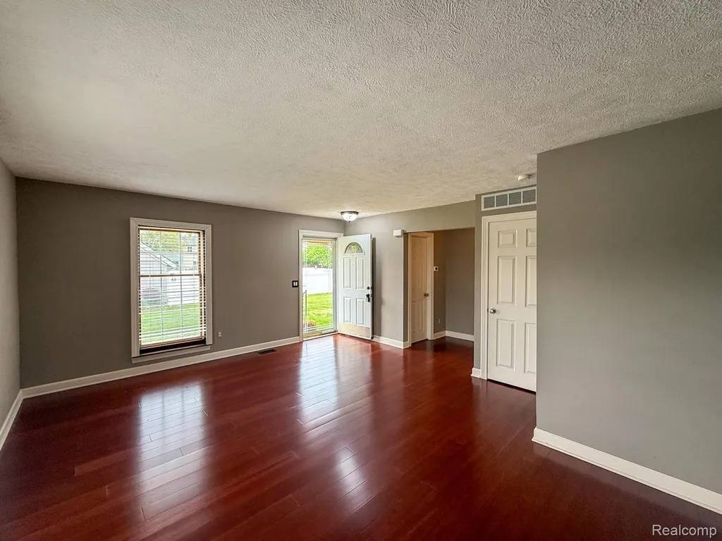 36721 Park Place Drive Sterling Heights City MI 48310