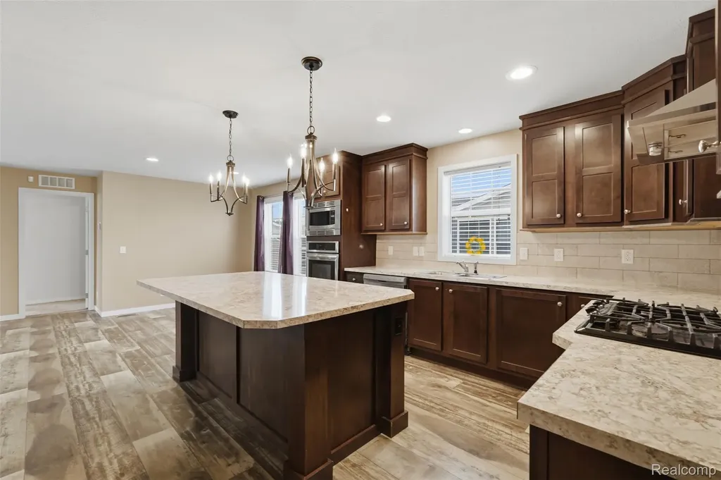 9725 Aspen Lane Superior Charter Township MI 48198
