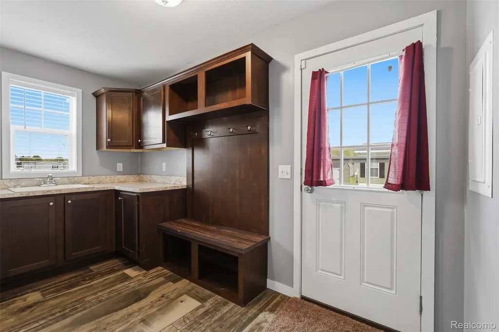 9725 Aspen Lane Superior Charter Township MI 48198