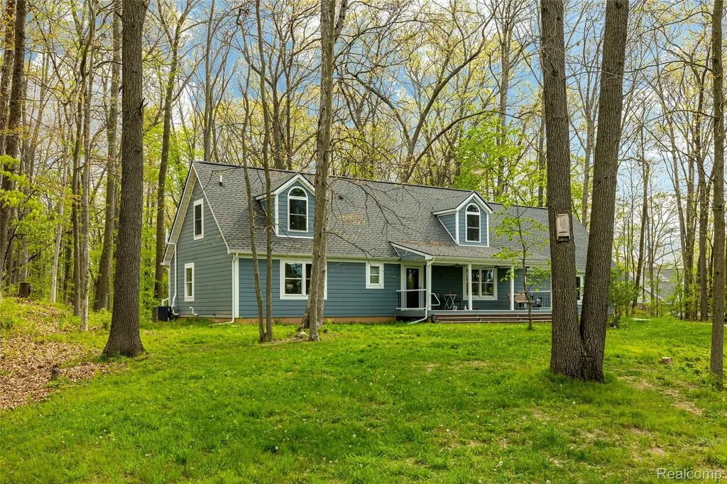 8470 Merrill Road Webster Township MI 48189