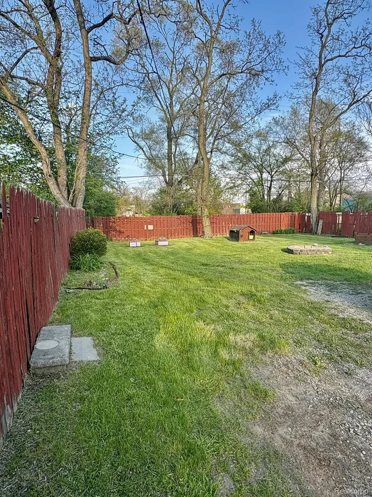 15346 Dexter Avenue Detroit City MI 48238