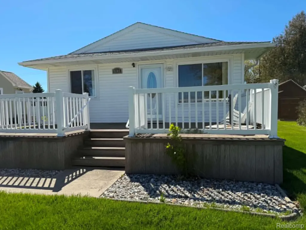 8541 Adams Street Port Austin Village MI 48467