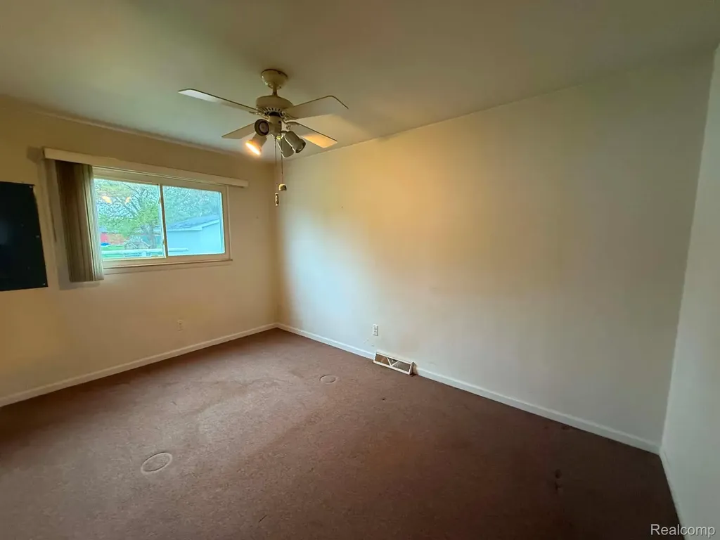 8541 Adams Street Port Austin Village MI 48467