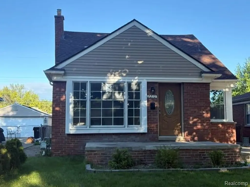 7210 Buckingham Avenue Allen Park City MI 48101
