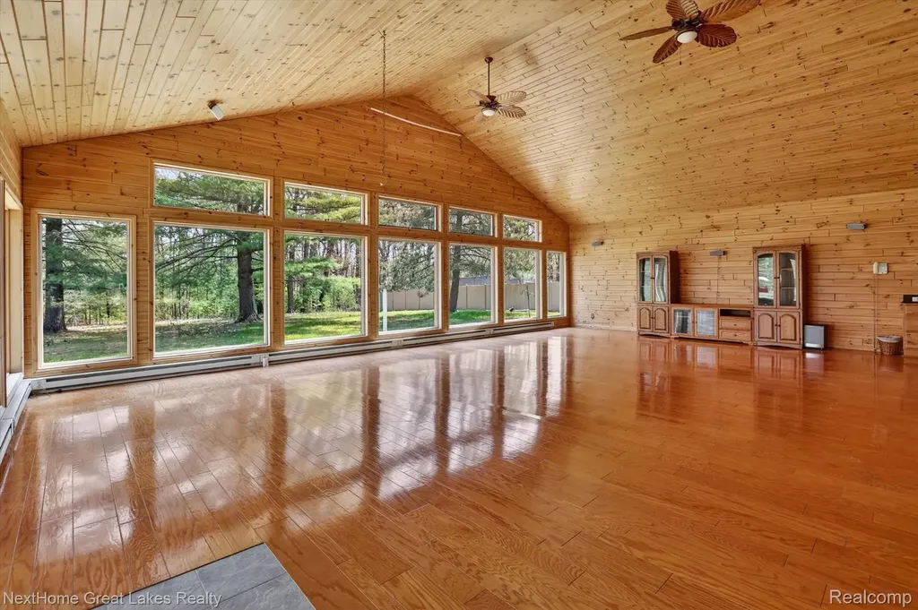 1378 N National City Road Grant Township MI 48748
