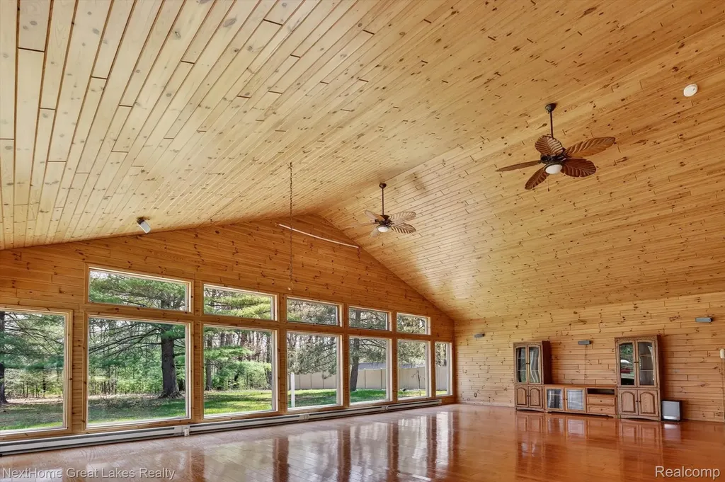 1378 N National City Road Grant Township MI 48748
