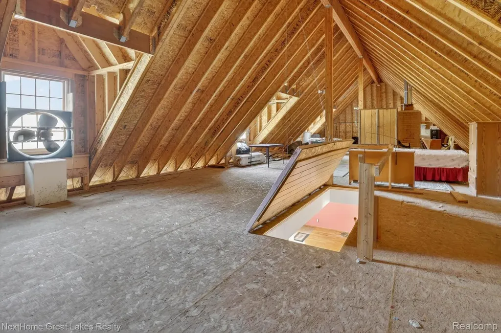 1378 N National City Road Grant Township MI 48748