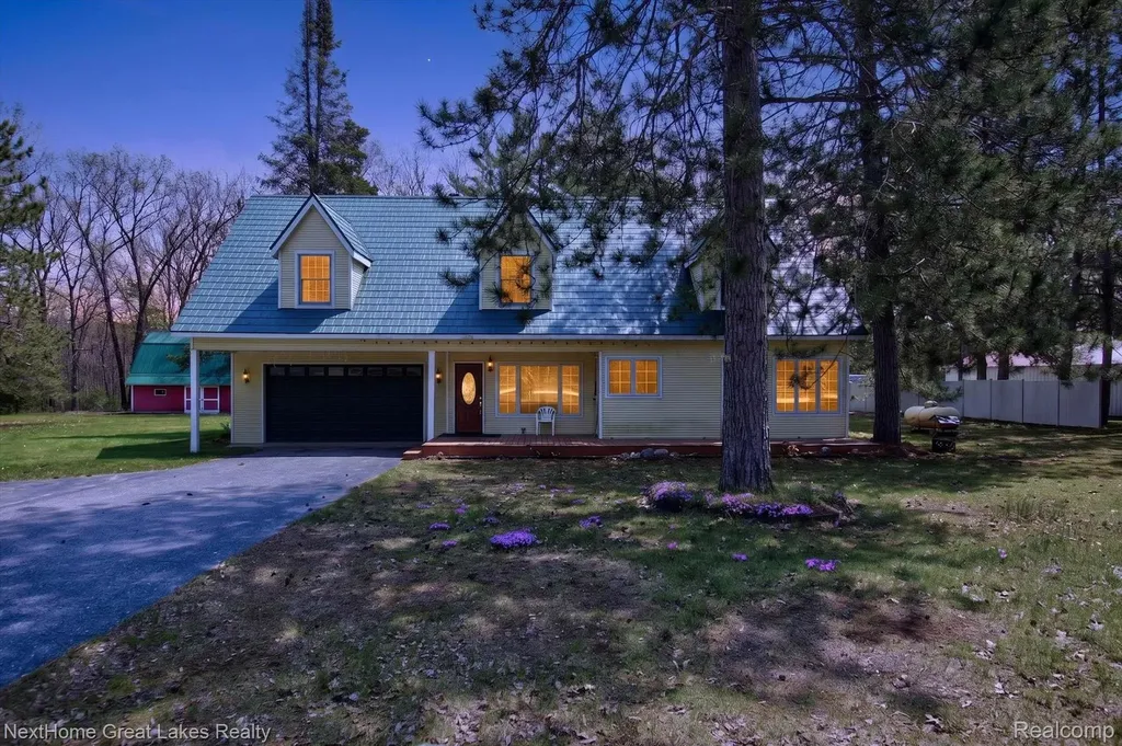 1378 N National City Road Grant Township MI 48748