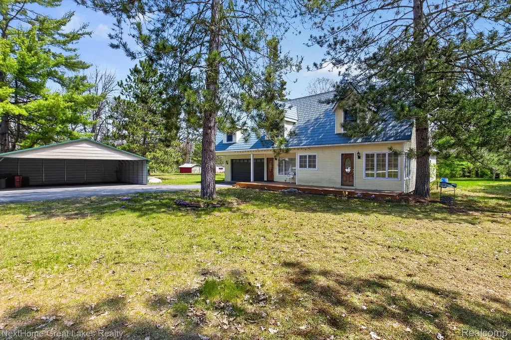 1378 N National City Road Grant Township MI 48748