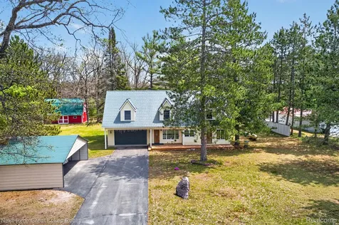1378 N National City Road Grant Township MI 48748