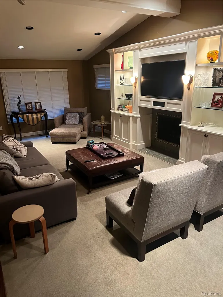 3958 Winterset Court West Bloomfield Charter Township MI 48323