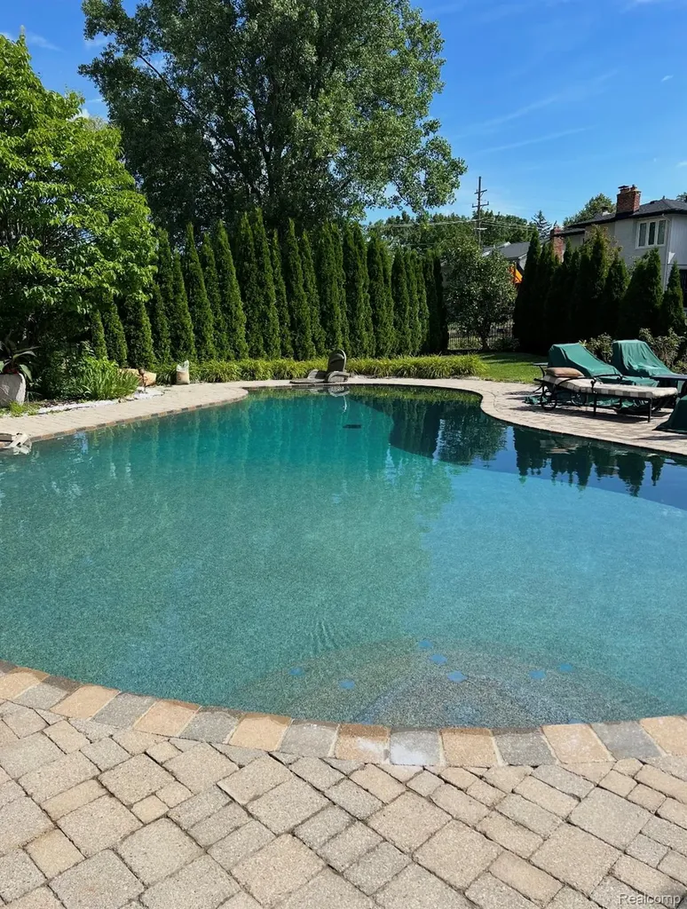 3958 Winterset Court West Bloomfield Charter Township MI 48323
