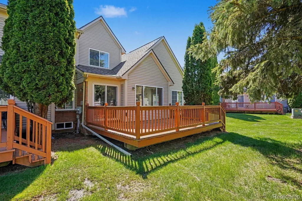 6076 Evergreen Lane Grand Blanc Charter Township MI 48439