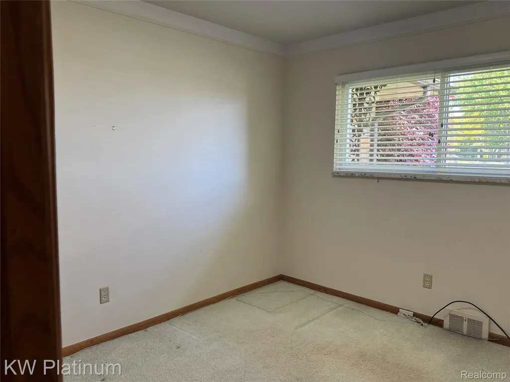 37351 Andrew Drive Sterling Heights City MI 48312
