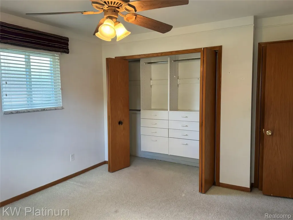 37351 Andrew Drive Sterling Heights City MI 48312