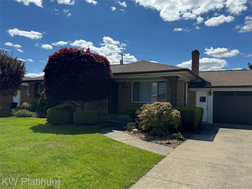 37351 Andrew Drive Sterling Heights City MI 48312