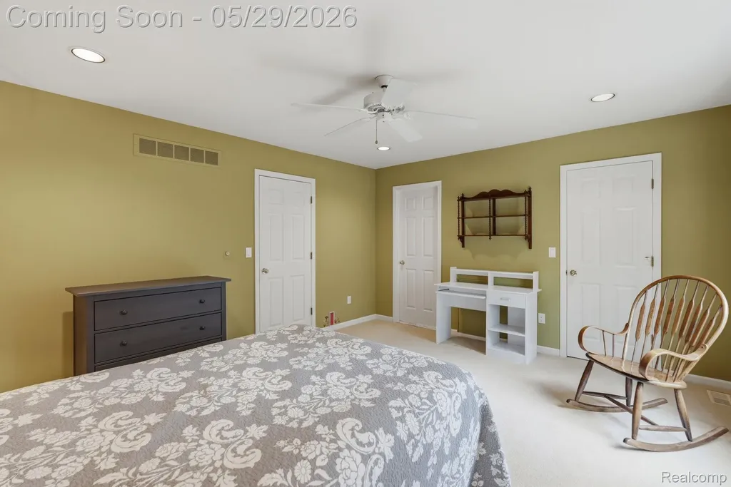 47301 Bramblewood Court Novi City MI 48374