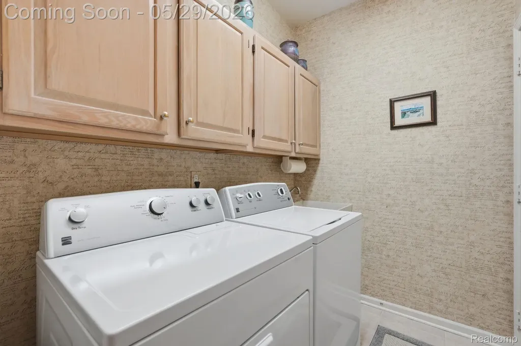47301 Bramblewood Court Novi City MI 48374