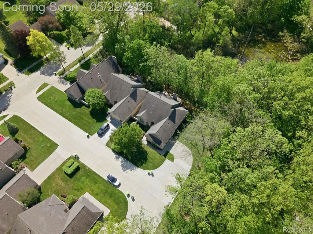 47301 Bramblewood Court Novi City MI 48374