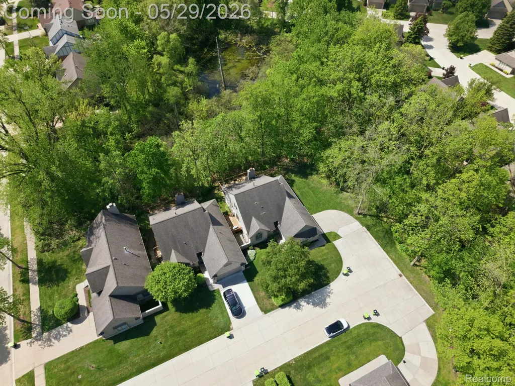 47301 Bramblewood Court Novi City MI 48374