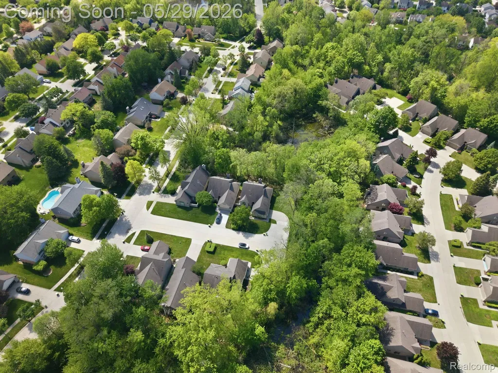 47301 Bramblewood Court Novi City MI 48374